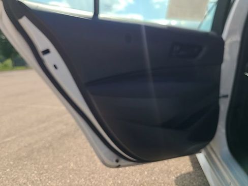 Used 2024 Toyota Corolla LE FWD image 21