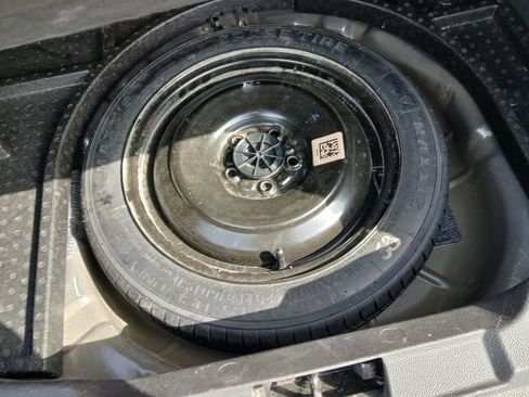 Used 2017 Ford Focus SE FWD image 15