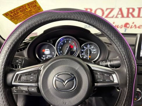 Used 2017 MAZDA MX-5 Miata RF Grand Touring RWD image 11