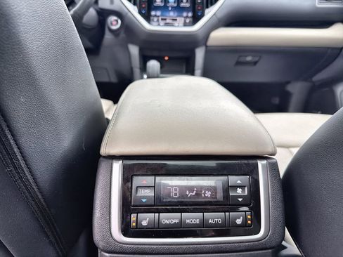 Certified 2024 Subaru Ascent Limited w/ Technology Package AWD/4WD image 37