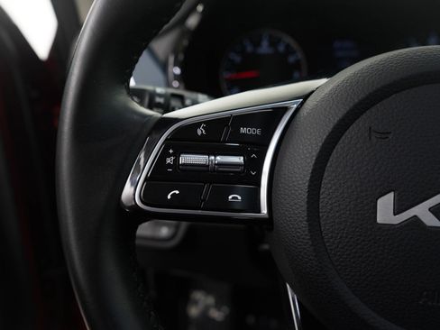 Used 2022 Kia Seltos Nightfall Edition image 17