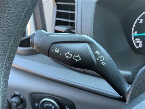 Used 2021 Ford Transit 350 XLT image 8