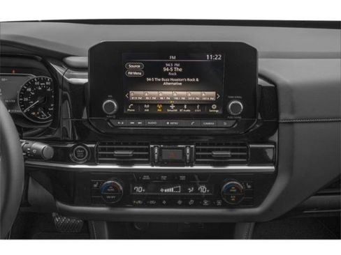 Used 2025 Nissan Pathfinder SV FWD image 13