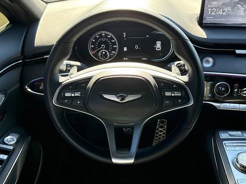 Used 2025 Genesis GV70 3.5T Sport AWD/4WD image 16
