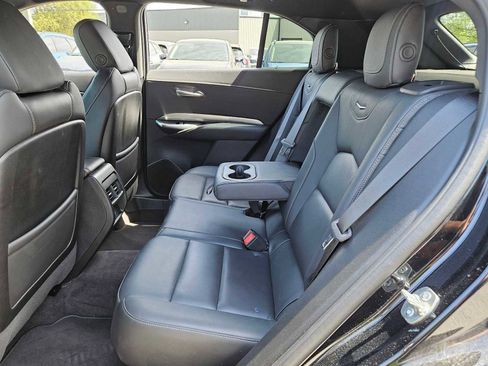 Used 2025 Cadillac XT4 Premium Luxury image 19
