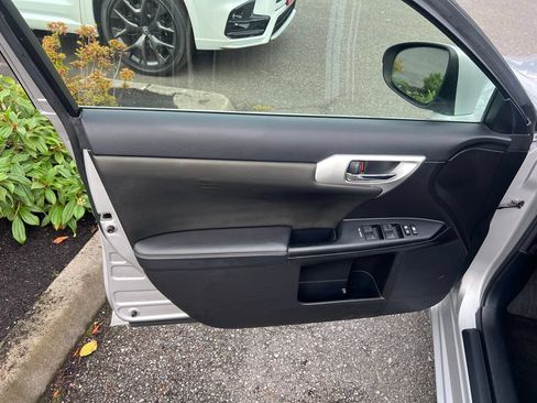 Used 2012 Lexus CT 200h Premium w/ Premium Audio Pkg FWD image 11