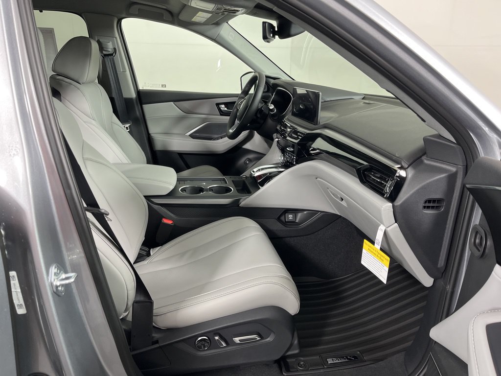 Used 2026 Acura MDX w/ Technology Package AWD/4WD image 13