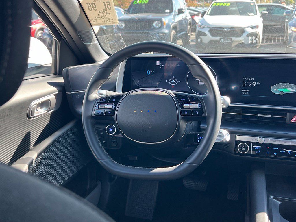 Used 2024 Hyundai Ioniq 6 SEL RWD image 13