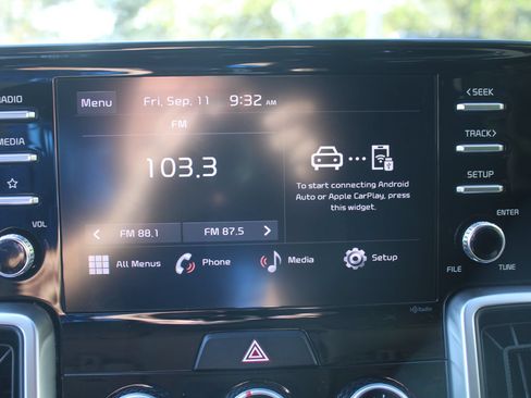 Certified 2023 Kia Sorento LX FWD image 38