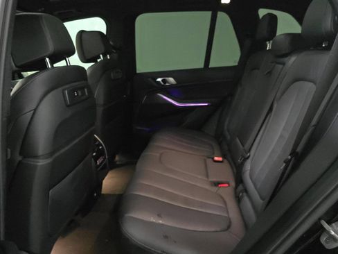 Used 2022 BMW X5 sDrive40i w/ M Sport Package image 10