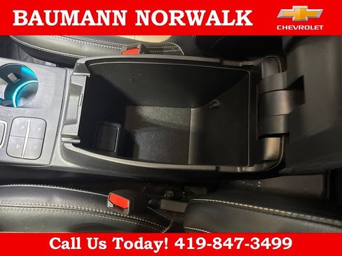 Used 2021 Ford Escape Titanium w/ Titanium Elite Package AWD/4WD image 29
