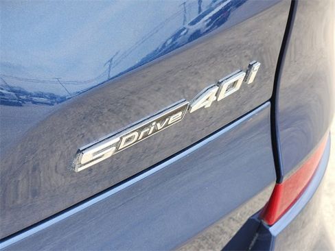 Used 2022 BMW X5 sDrive40i w/ M Sport Package image 12