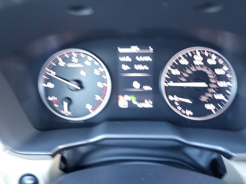 Certified 2025 Subaru Outback Limited image 15