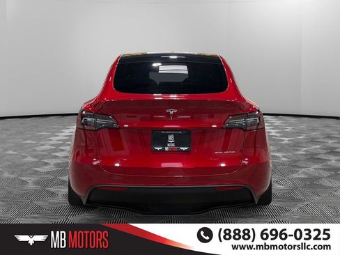 Used 2020 Tesla Model Y Long Range image 4