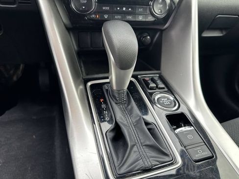 Used 2025 Mitsubishi Eclipse Cross AWD image 24
