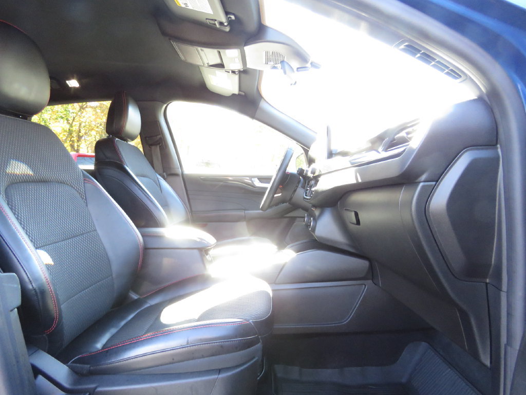 Used 2023 Ford Escape ST-Line AWD/4WD image 13