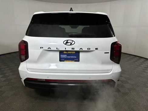 Used 2025 Hyundai Palisade Calligraphy image 4