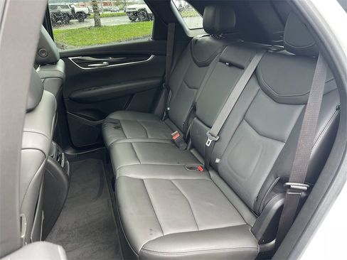 Used 2022 Cadillac XT5 Premium Luxury image 25