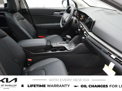 New 2026 Kia Sportage EX AWD/4WD image 16