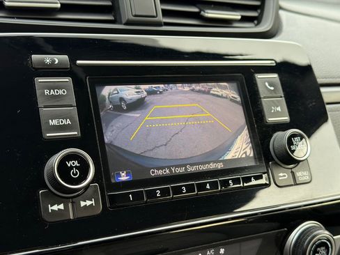 Used 2019 Honda CR-V LX image 22