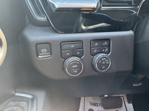 Used 2025 Chevrolet Silverado 2500 LT w/ Trail Boss Package AWD/4WD image 30