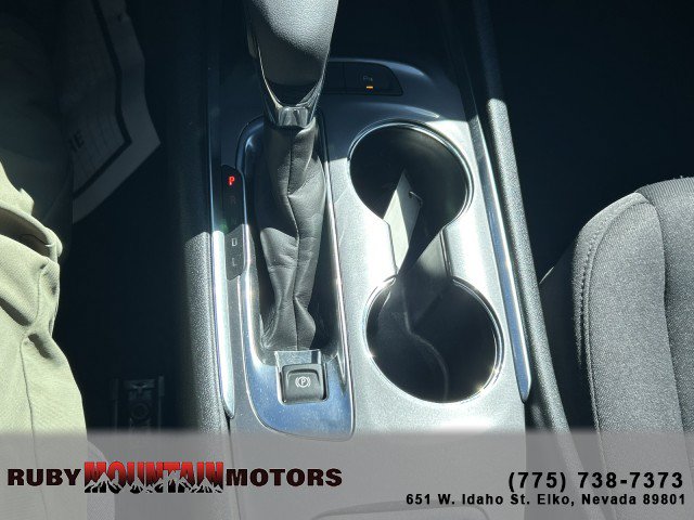 Used 2025 Chevrolet Malibu LT FWD image 15