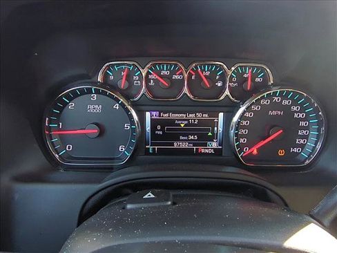 Used 2019 Chevrolet Suburban LT w/ LT Signature Package image 8