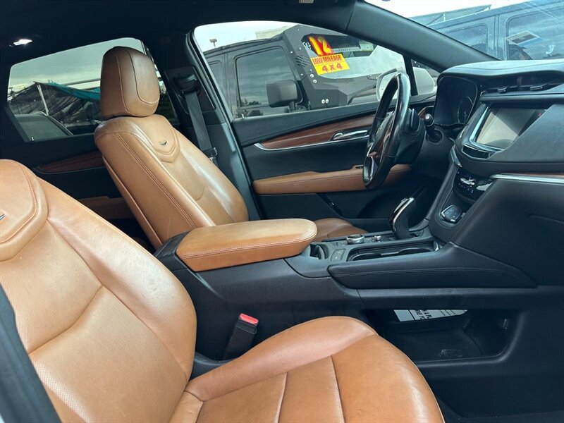 Used 2020 Cadillac XT5 Premium Luxury FWD image 27