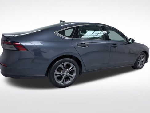 Used 2023 Honda Accord EX image 11