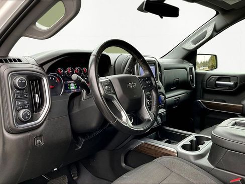 Certified 2021 Chevrolet Silverado 1500 LT Trail Boss w/ LPO, Dark Essentials Package image 17