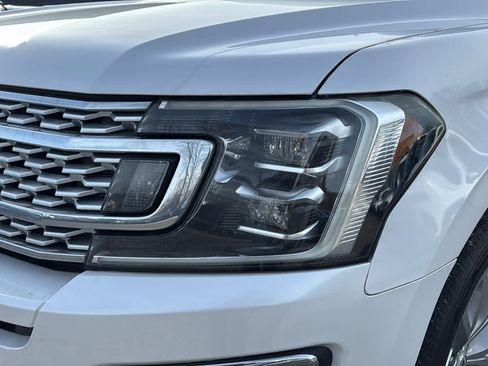 Used 2018 Ford Expedition Platinum image 9