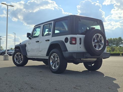 Used 2021 Jeep Wrangler Unlimited Sport image 16