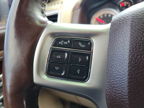 Used 2019 RAM 1500 Laramie w/ Convenience Group RWD image 16