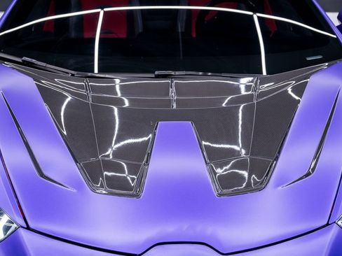 Used 2021 Lamborghini Huracan EVO RWD image 9