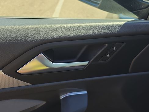 New 2026 Volkswagen Jetta SE image 17