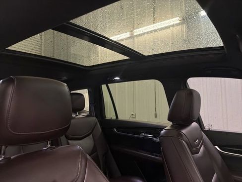 Used 2023 Cadillac XT6 Premium Luxury FWD image 26