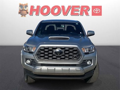 Used 2022 Toyota Tacoma TRD Sport image 7