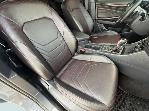 Used 2023 Volkswagen Jetta GLI Autobahn w/ GLI Black Package image 21