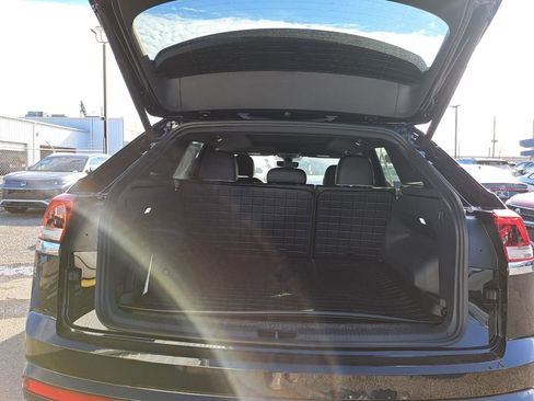 New 2026 Volkswagen Atlas Cross Sport SEL Premium R-Line image 22