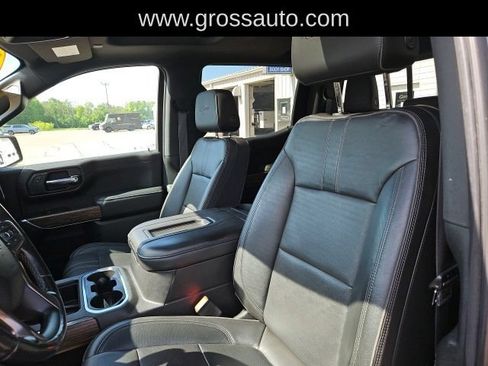 Used 2019 Chevrolet Silverado 1500 High Country w/ Technology Package AWD/4WD image 19