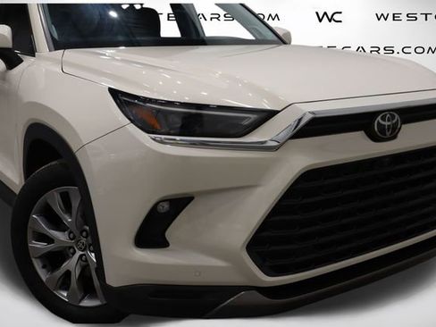 Used 2024 Toyota Grand Highlander Limited image 48