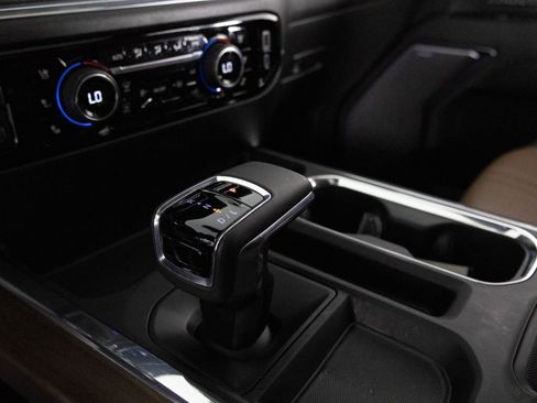 Used 2024 Chevrolet Silverado 1500 High Country w/ High Country Premium Package image 29