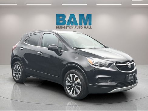 Used 2022 Buick Encore Preferred w/ Safety Package AWD/4WD image 1