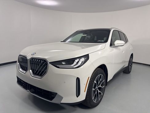 New 2026 BMW X3 xDrive30 w/ Convenience Package AWD/4WD image 3