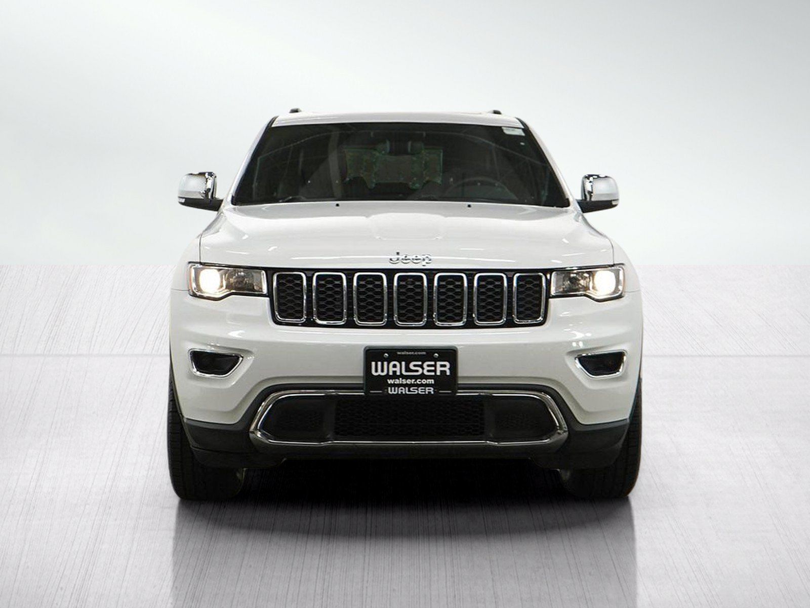 Used 2021 Jeep Grand Cherokee Limited AWD/4WD image 8