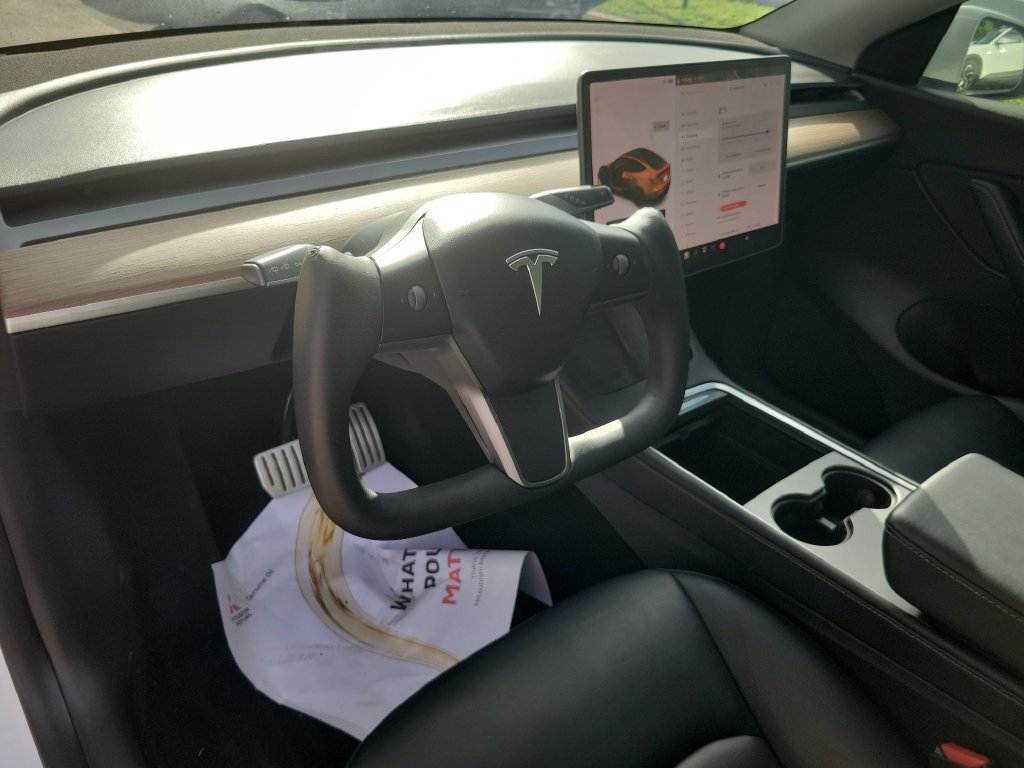 Used 2022 Tesla Model Y Performance AWD/4WD image 24