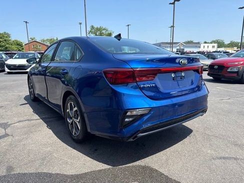 Used 2020 Kia Forte LXS FWD image 4