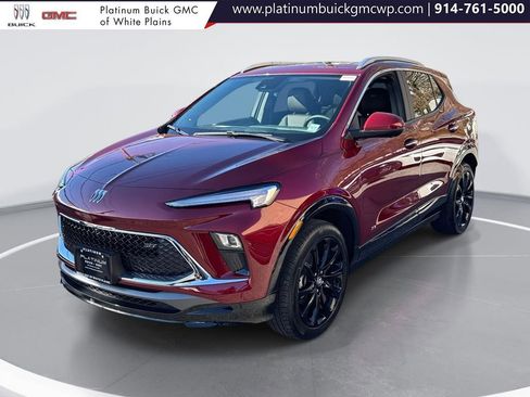 Used 2025 Buick Encore GX Sport Touring w/ Experience Buick Package image 4