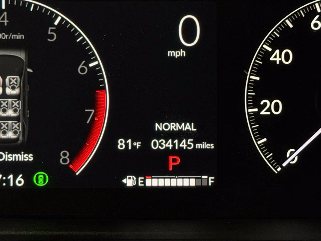 Used 2023 Honda Pilot Touring image 15