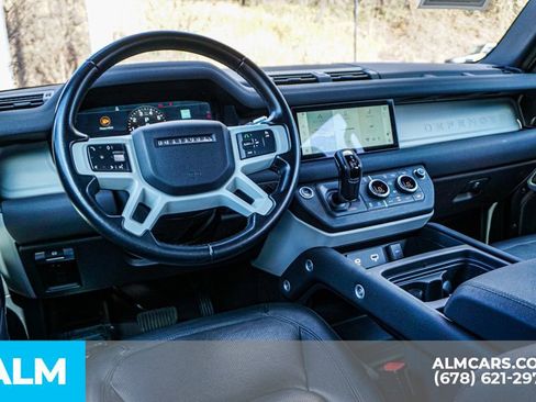 Used 2022 Land Rover Defender 110 S image 27